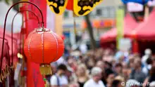 Chinafest 2014 Köln. http://we.tl/Z2MW6QmY3e Photograf ist unser Korrespondet Han Fei, alle aufgenommen am 20. September auf dem Kölner Neumarkt.